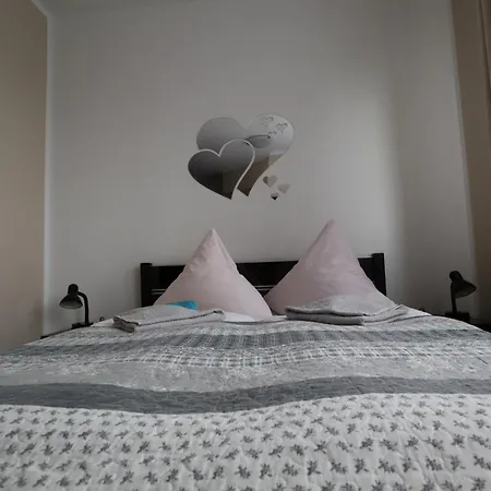 Neptun Bed and breakfast